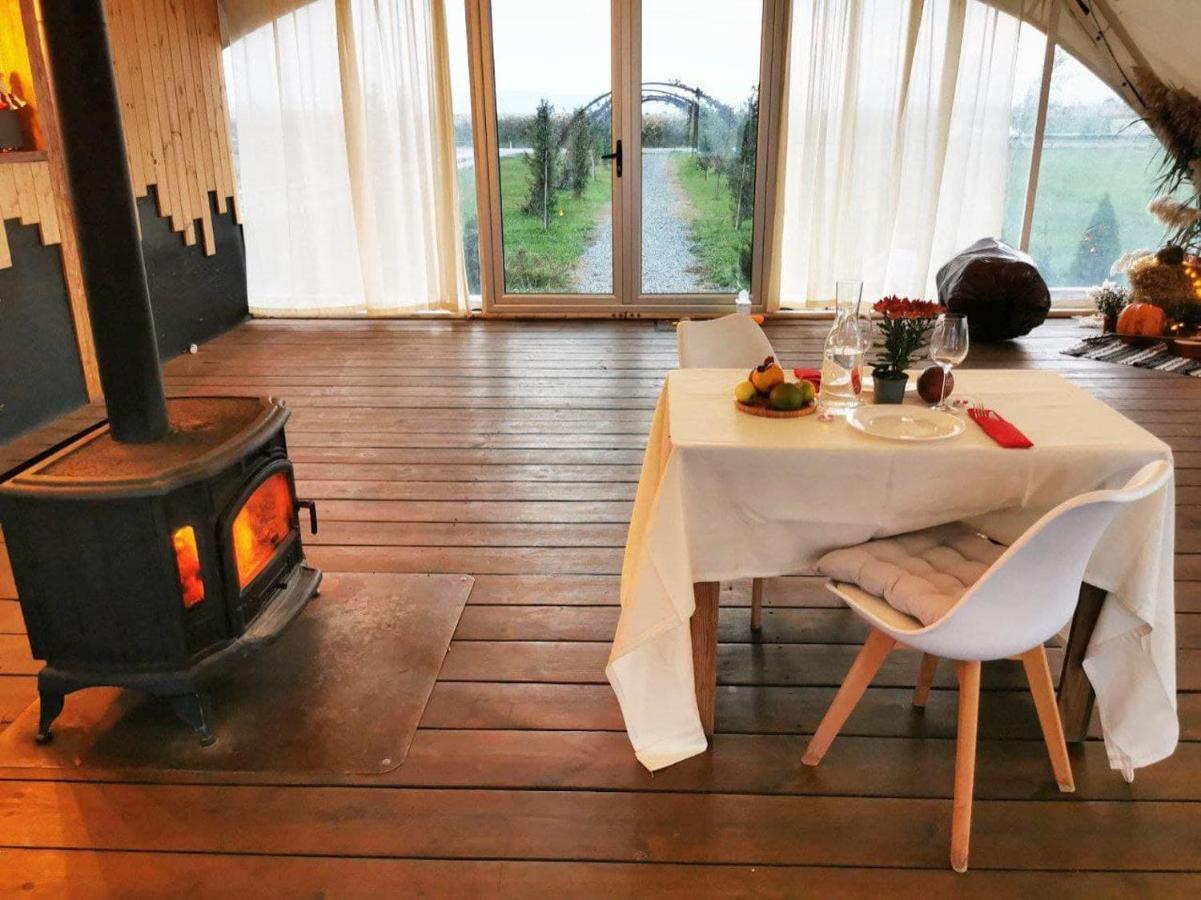 Jewelberry Glamping Hotel Tbilisi Mtskheta Ngoại thất bức ảnh