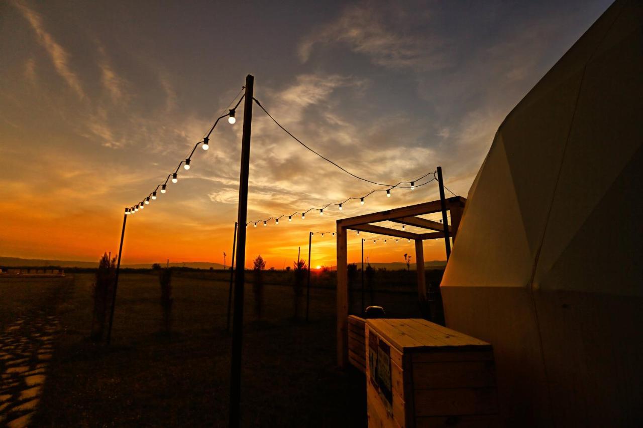 Jewelberry Glamping Hotel Tbilisi Mtskheta Ngoại thất bức ảnh