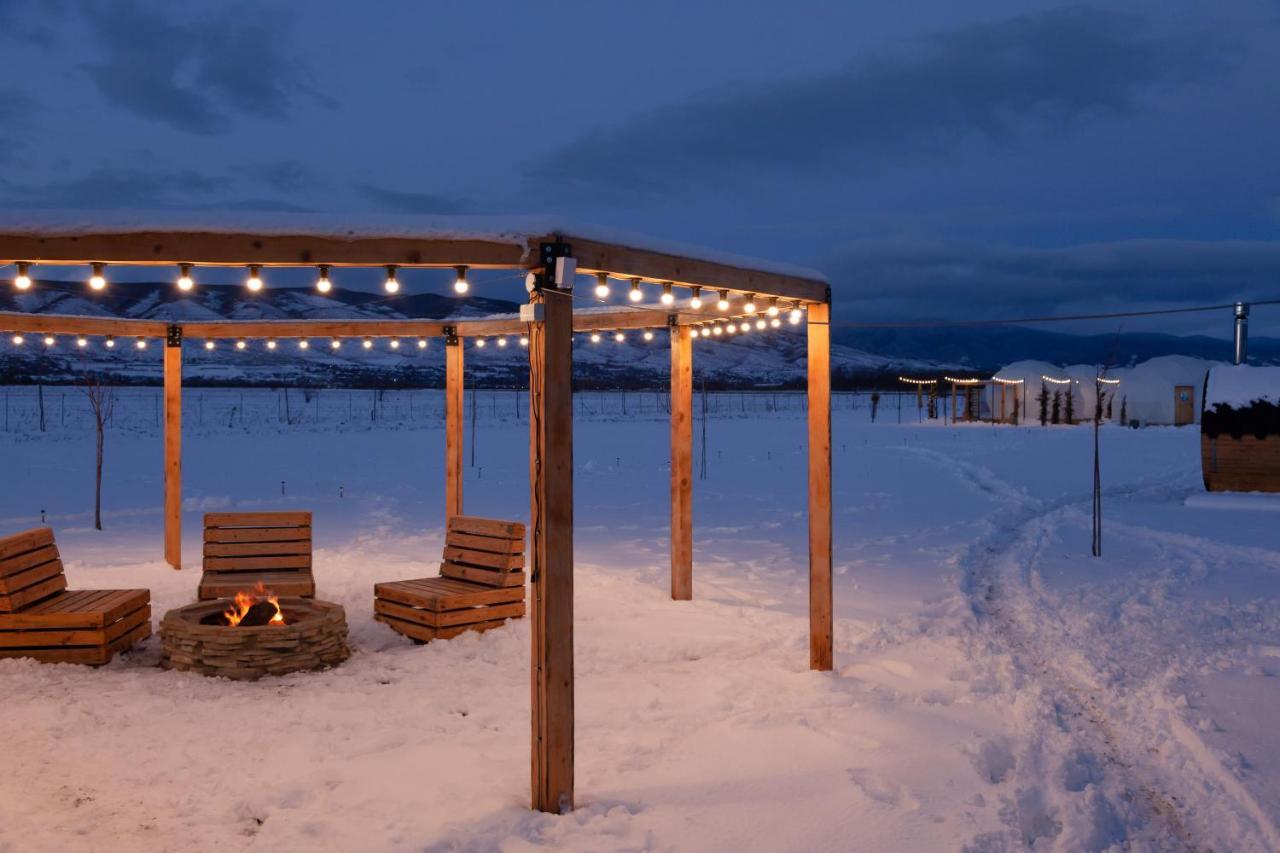 Jewelberry Glamping Hotel Tbilisi Mtskheta Ngoại thất bức ảnh