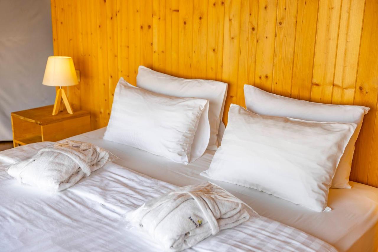 Jewelberry Glamping Hotel Tbilisi Mtskheta Ngoại thất bức ảnh