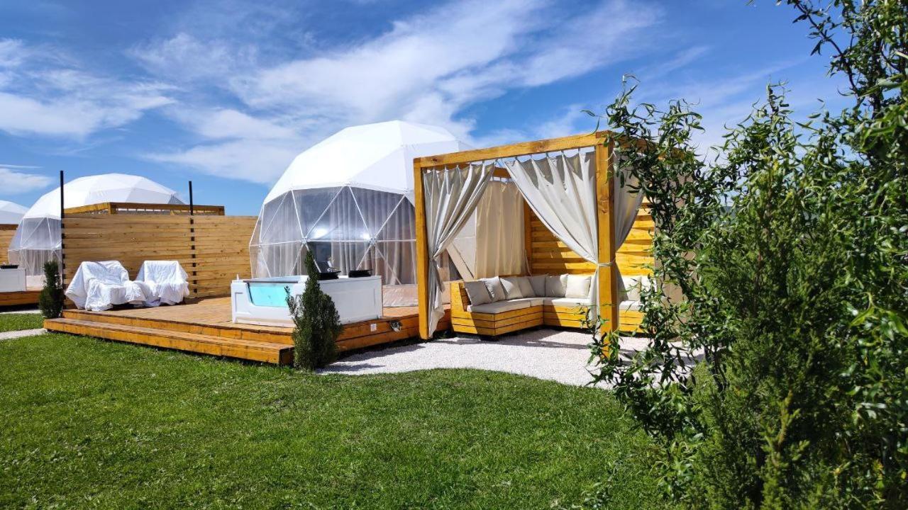 Jewelberry Glamping Hotel Tbilisi Mtskheta Ngoại thất bức ảnh